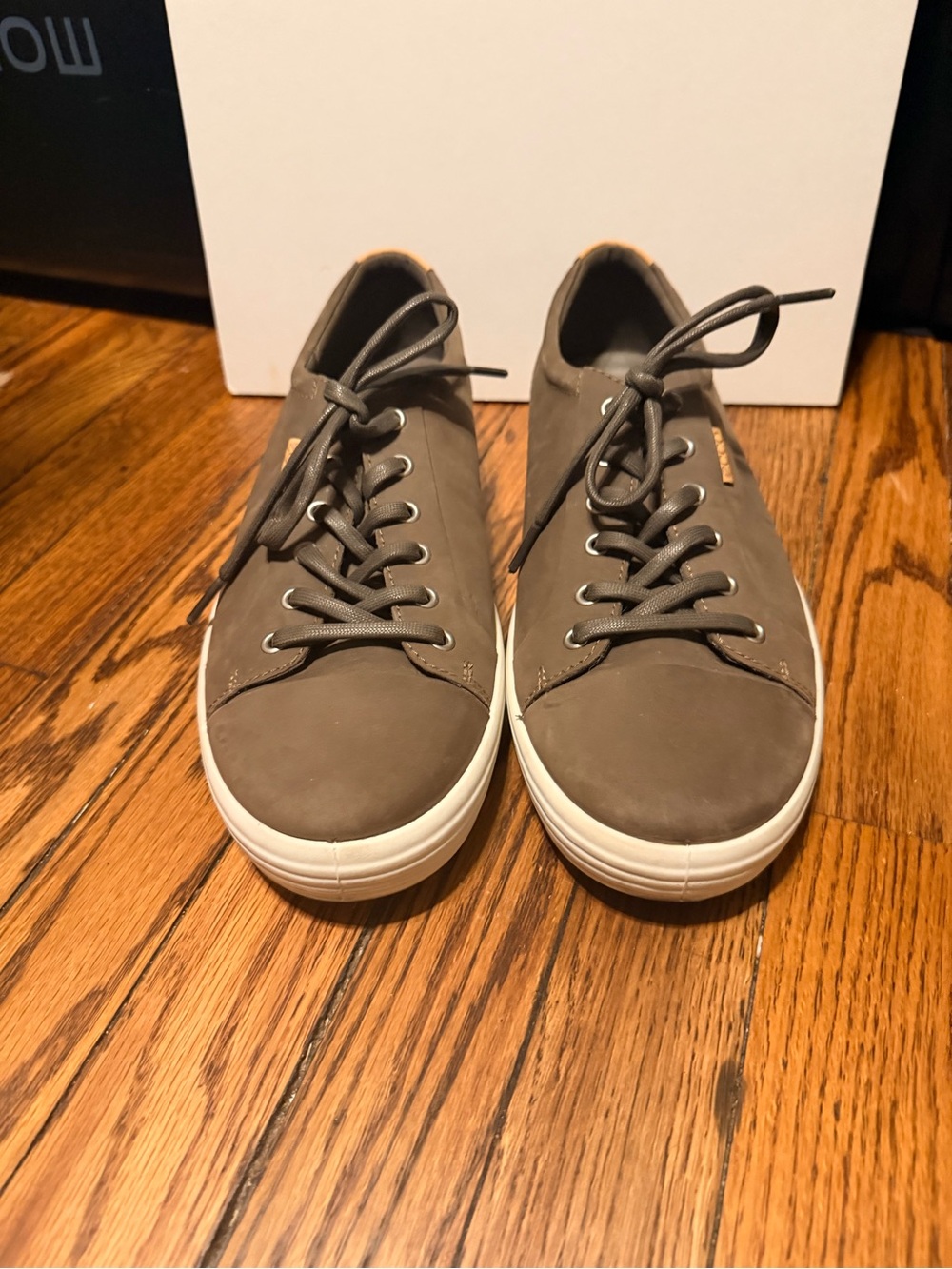 ECCO Soft 7 Men’s 11-11.5 Brown Nubuck Leather Low Top Sneakers EU 45